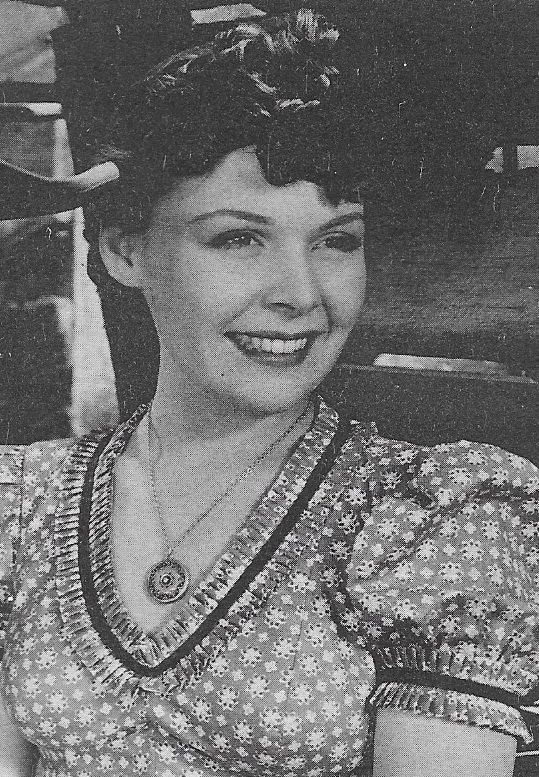 actor Georgia Ellis large photo