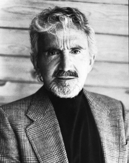 actor Val Bisoglio large photo