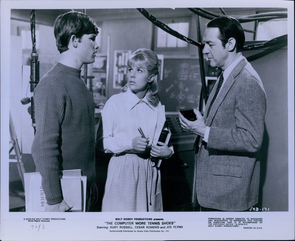 actor Debbie Paine large photo