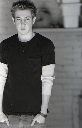 actor Dwight Armstrong large photo