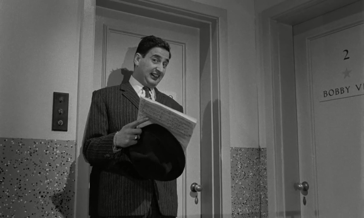 actor Bernie Winters large photo