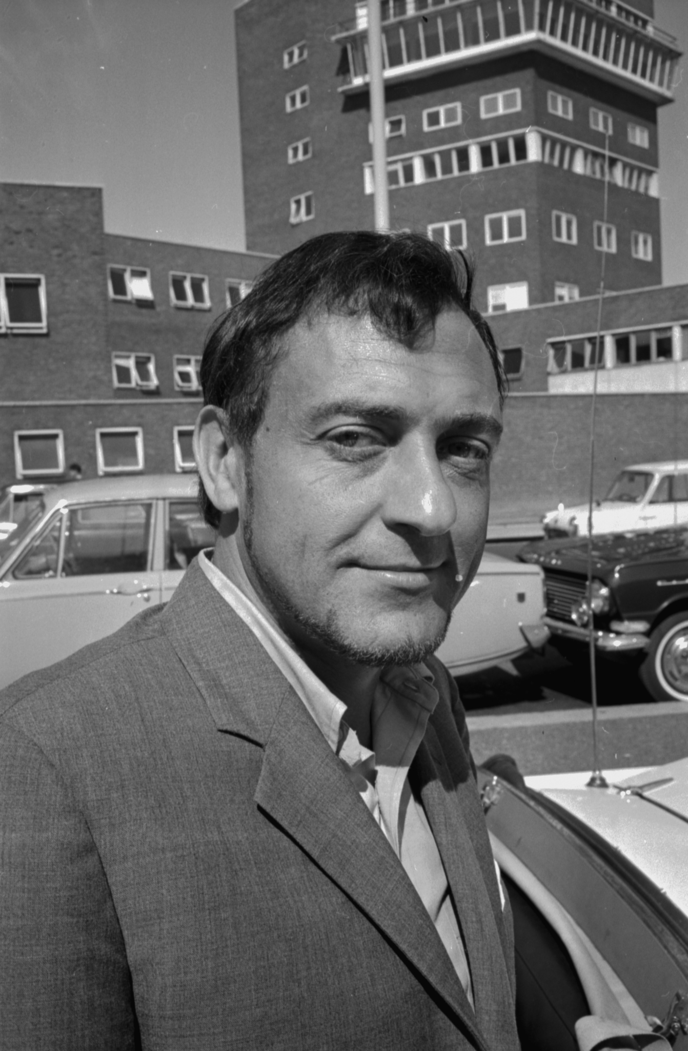 actor Harry H. Corbett large photo