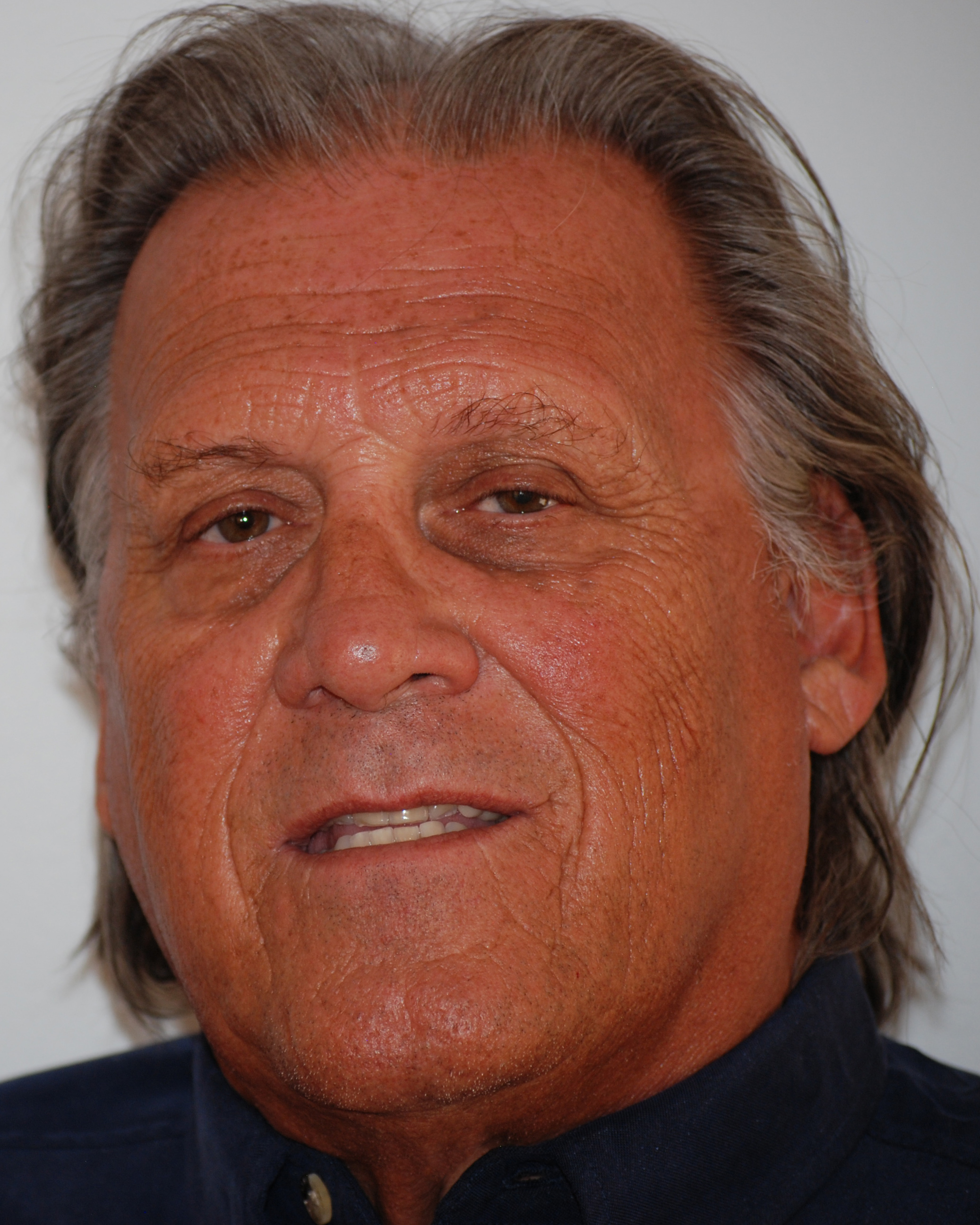 actor Gene Hartline large photo