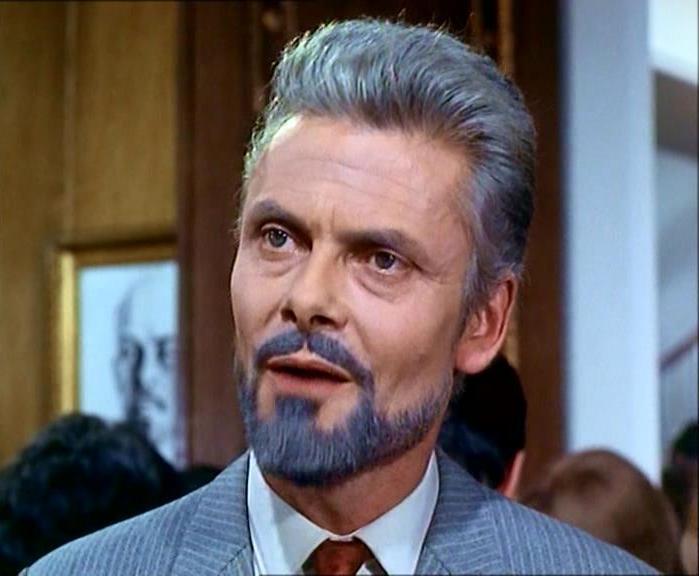 actor Robert Crewdson large photo