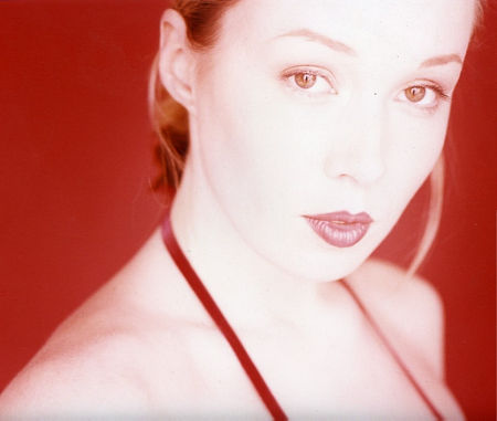 actor Deanna Milligan large photo