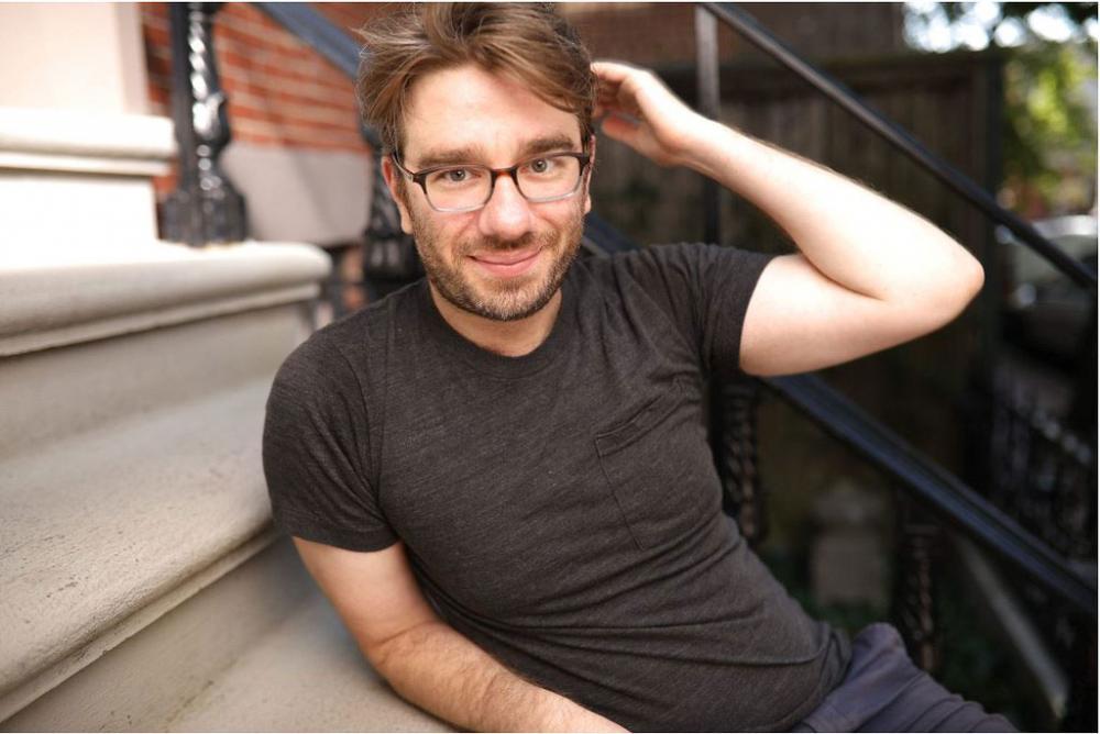 actor Dan McCabe large photo