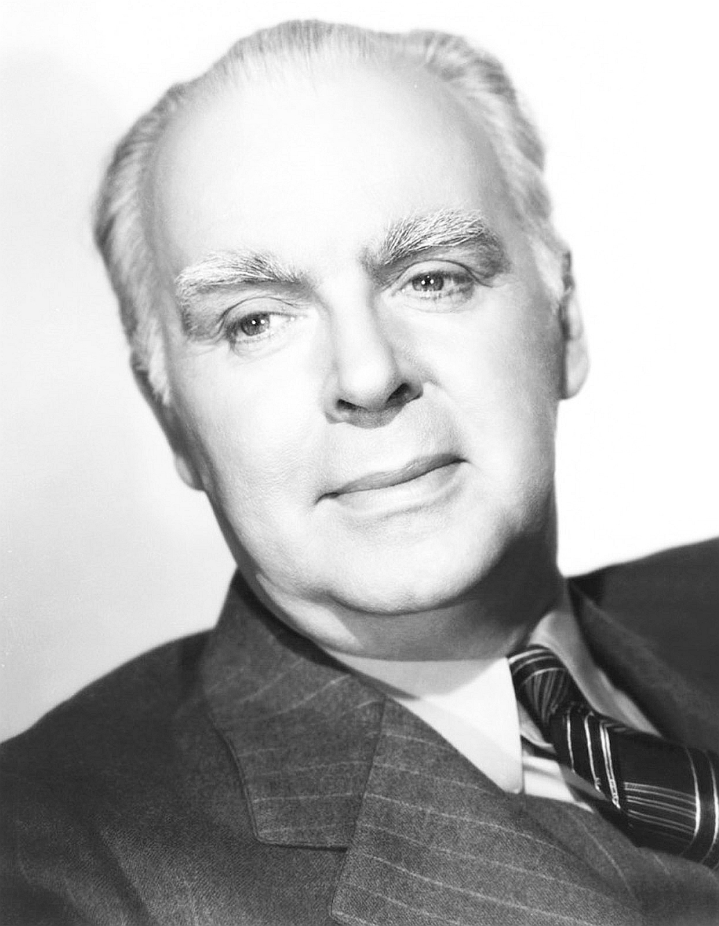 actor Harry Cheshire large photo