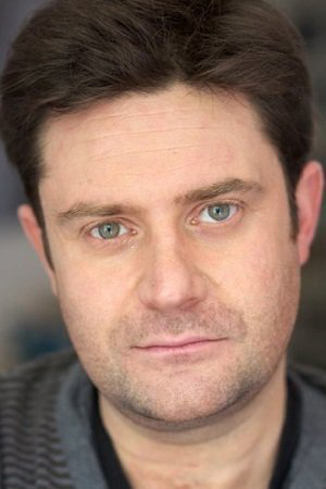 actor Max Hayter large photo