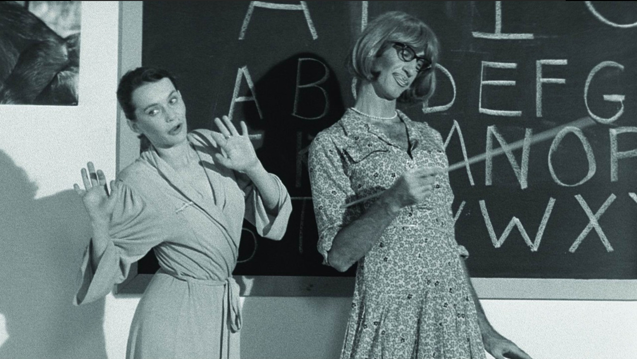 actor Marie-Pascale Elfman large photo