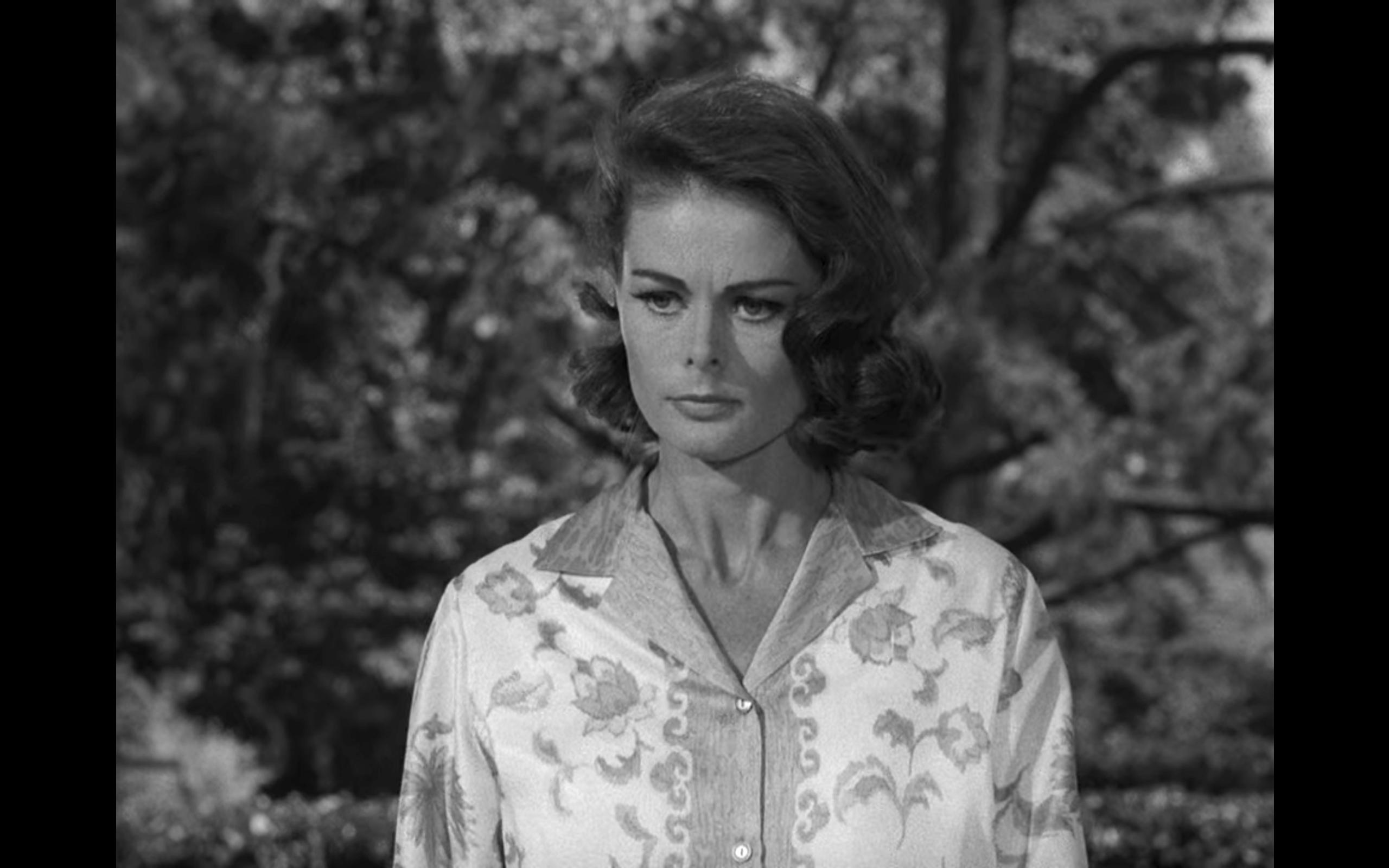 actor Dee Hartford large photo