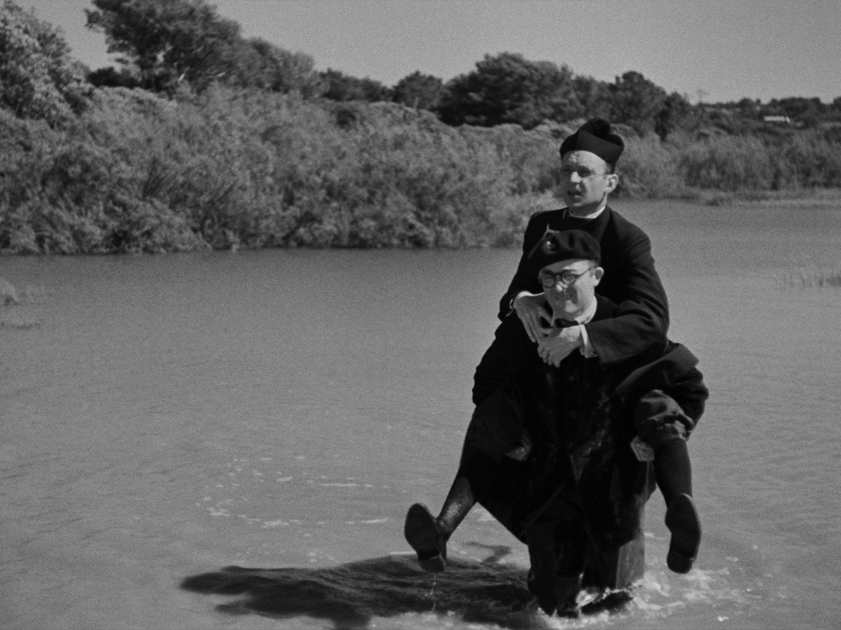 actor Robert Vattier large photo