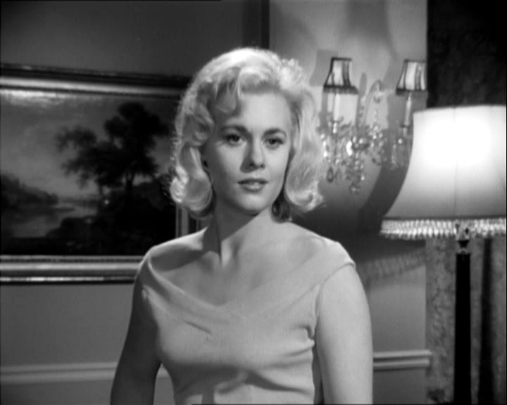 actor Dorinda Stevens large photo