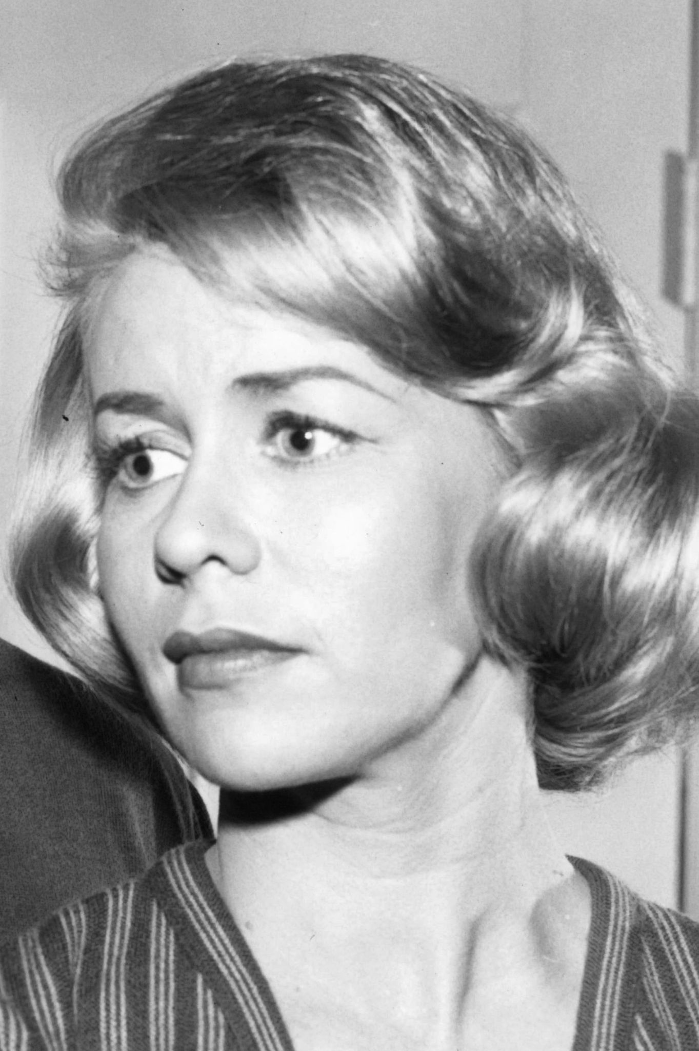 actor Emmaline Henry large photo