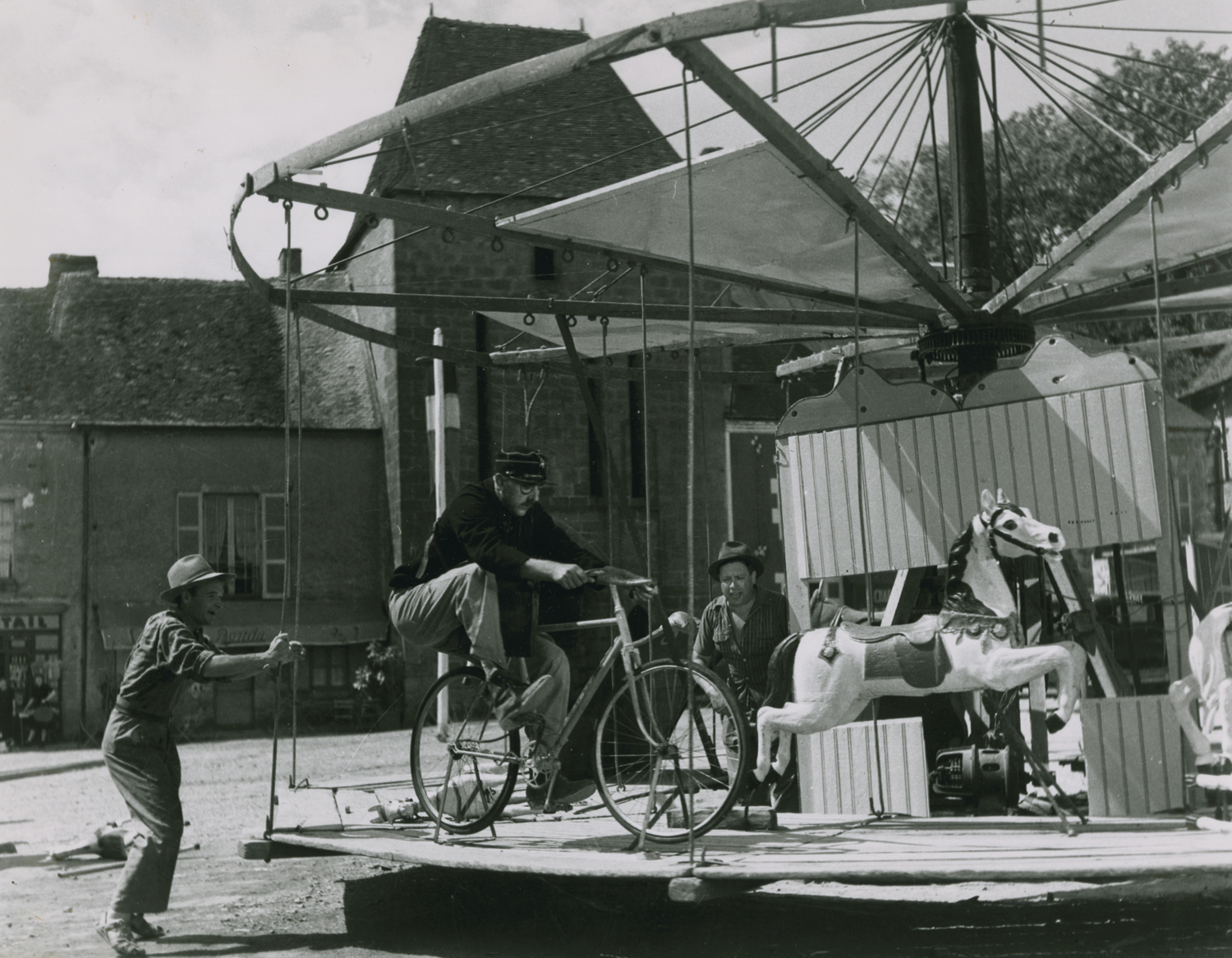 actor Paul Frankeur large photo