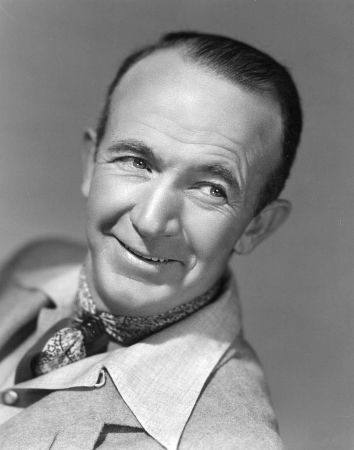 actor Walter Brennan large photo