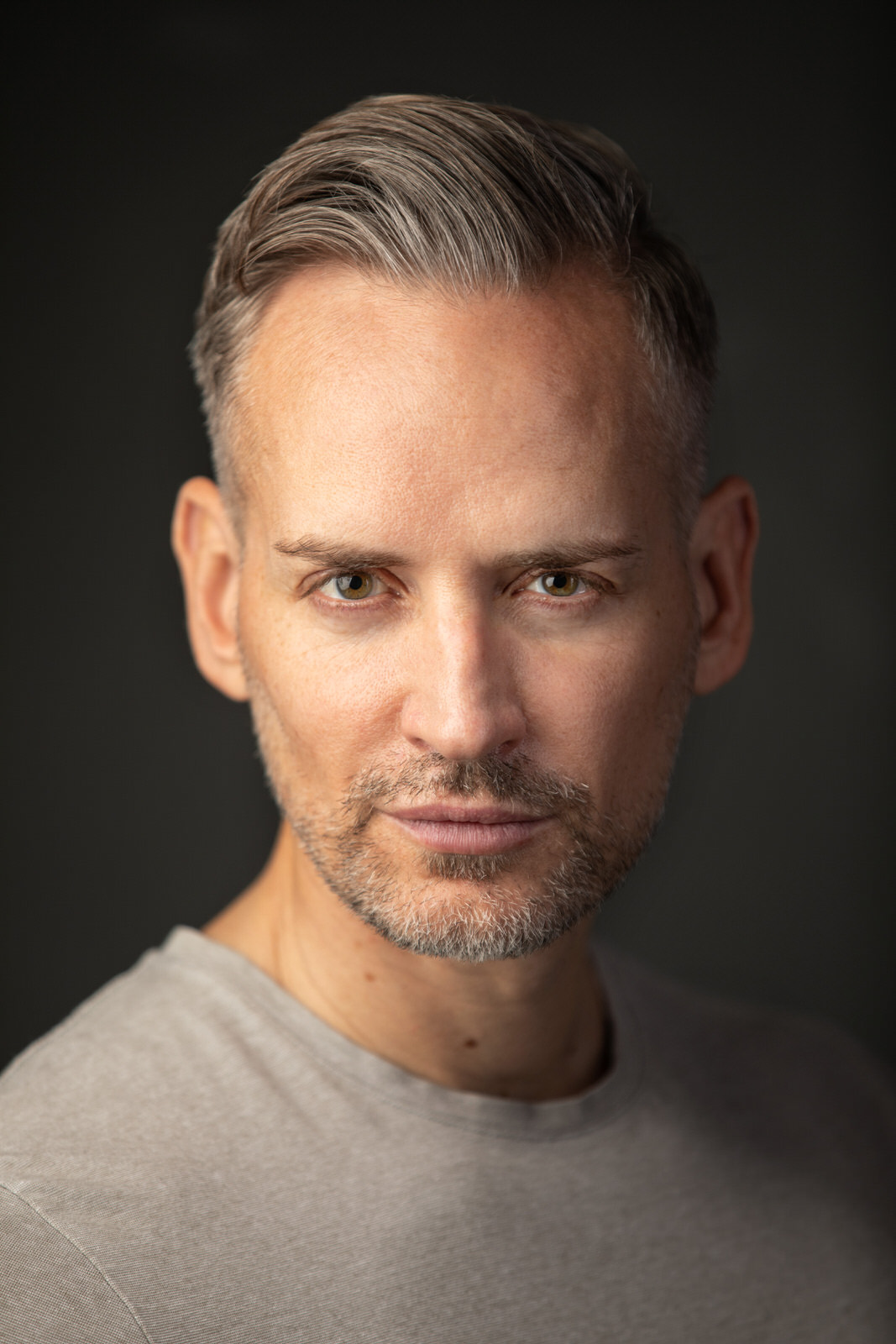 actor Casper Andreas large photo