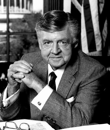 actor Dick O'Neill large photo