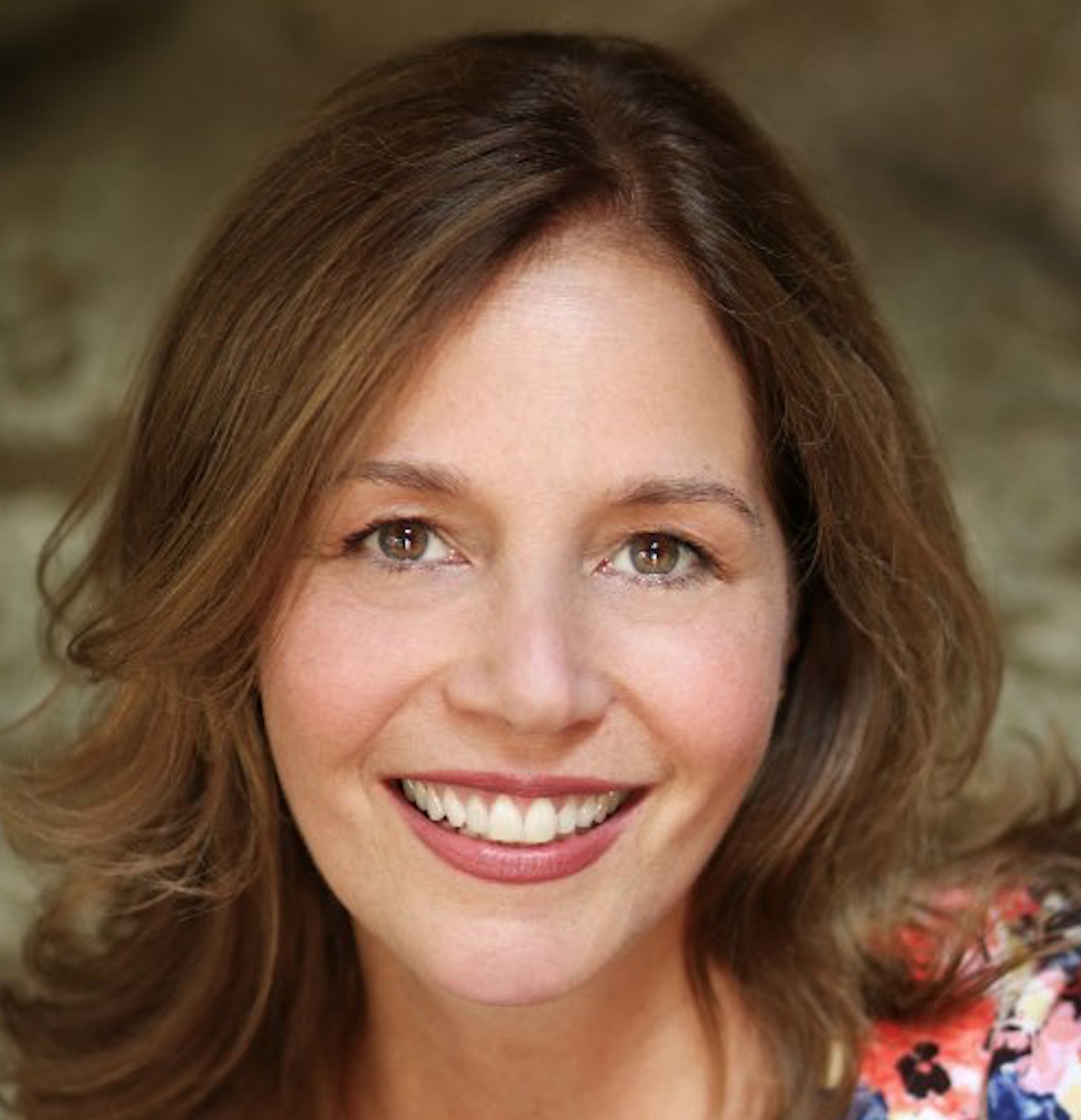 actor Lauren-Marie Taylor large photo