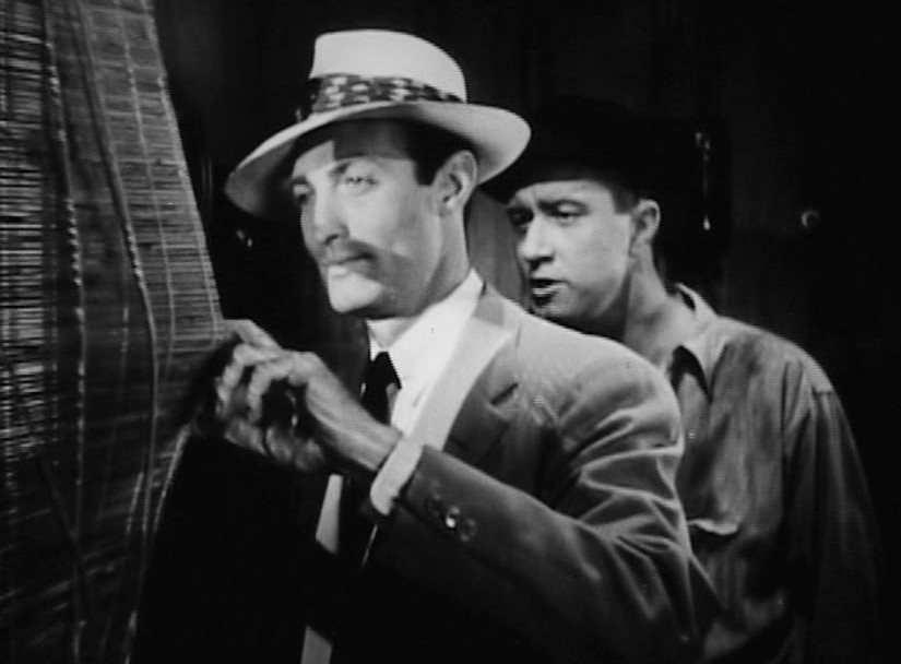 actor John Holland large photo