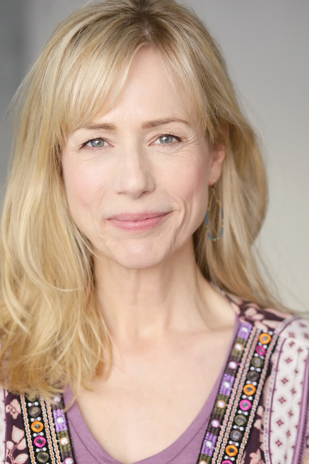 actor Cathryn de Prume large photo