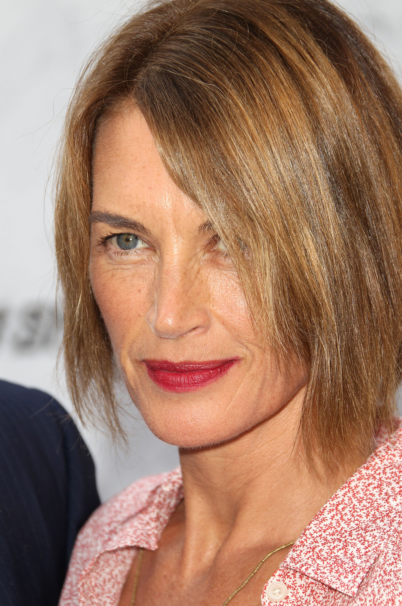 actor Amanda Pays large photo