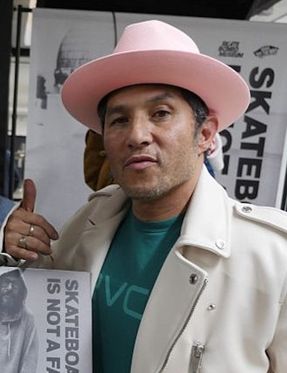 actor Christian Hosoi large photo