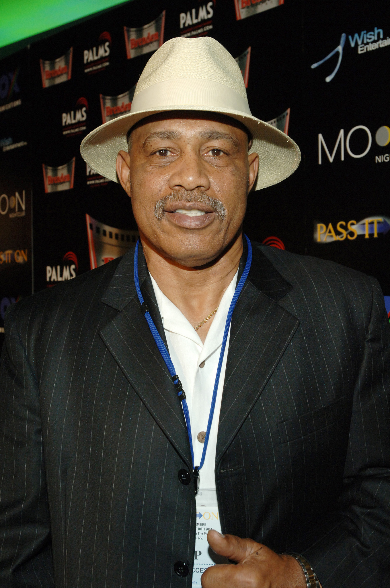 actor Ken Norton large photo