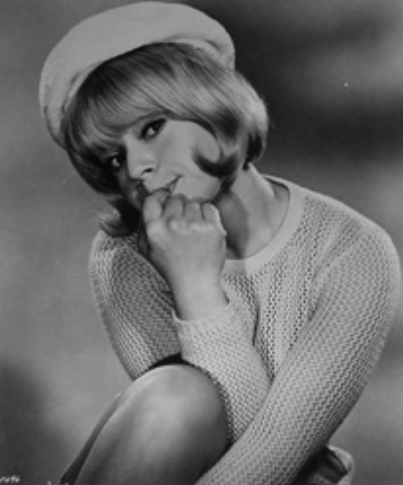 actor Nicole Jaffe large photo