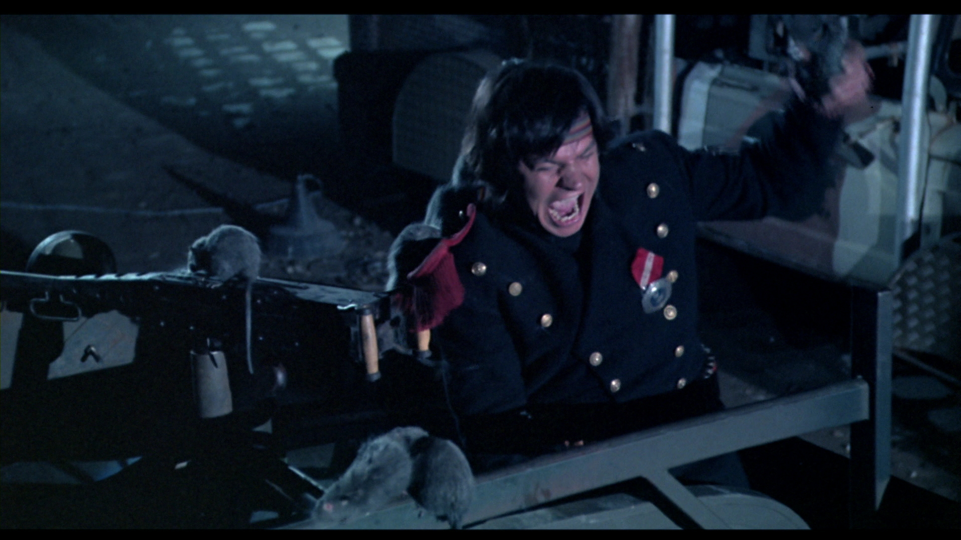 actor Henry Luciani large photo