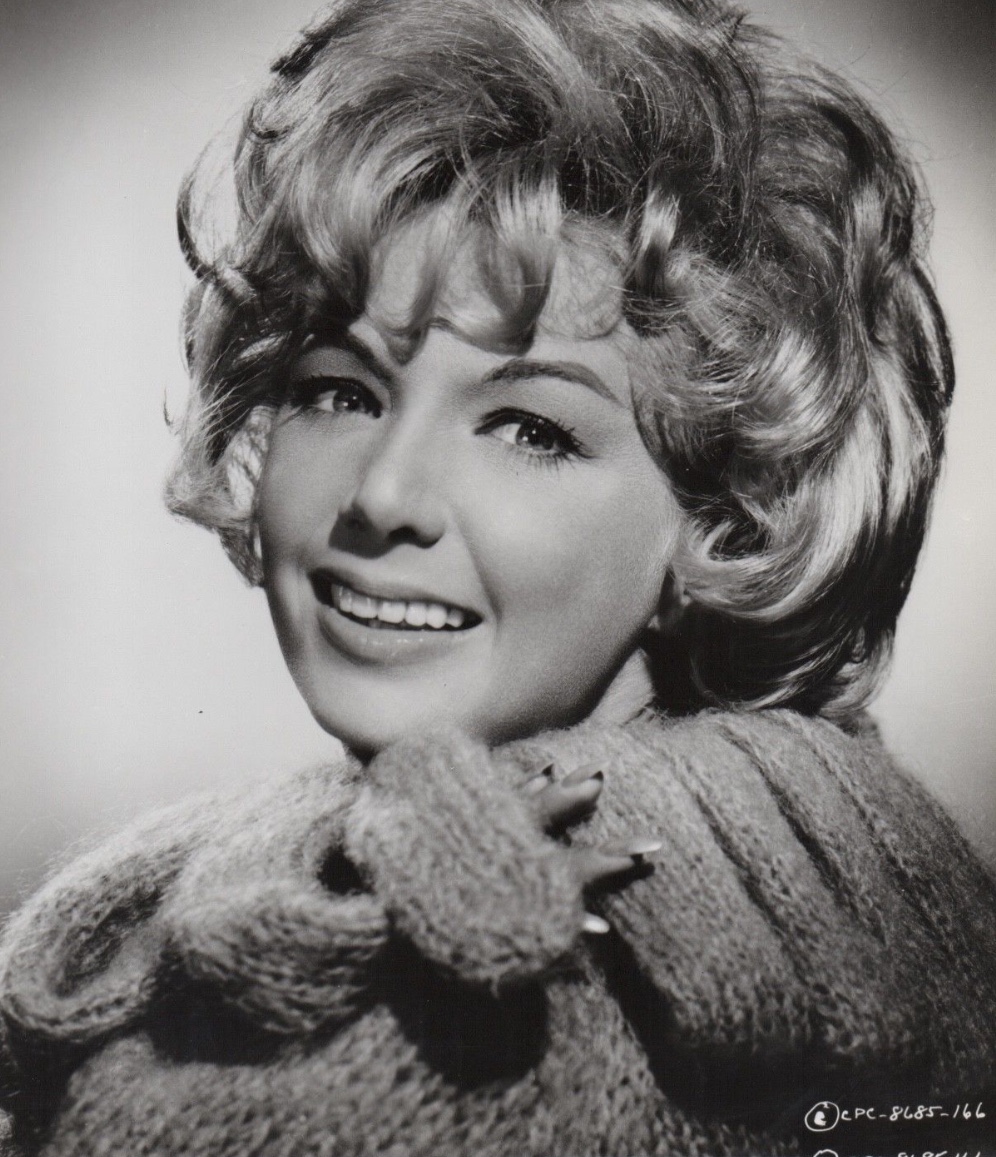 actor Chanin Hale large photo