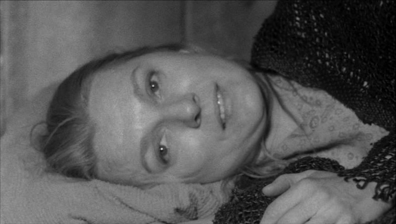 actor Olga Bellin large photo