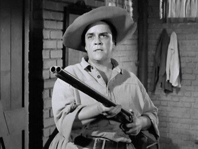 actor Nina Varela large photo