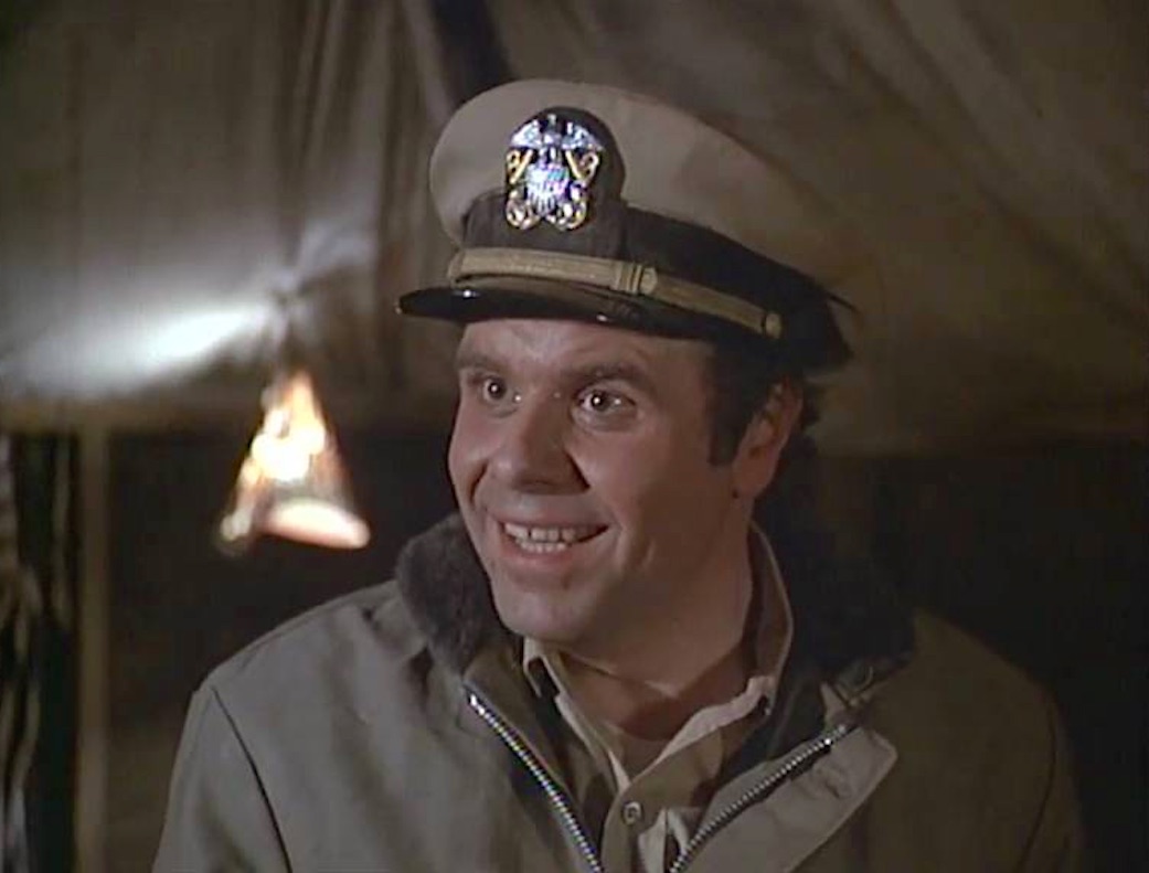 actor Oliver Clark large photo