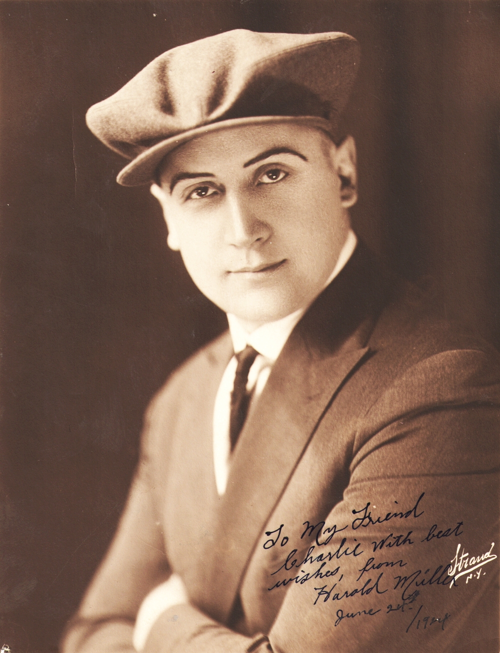 actor Harold Miller large photo