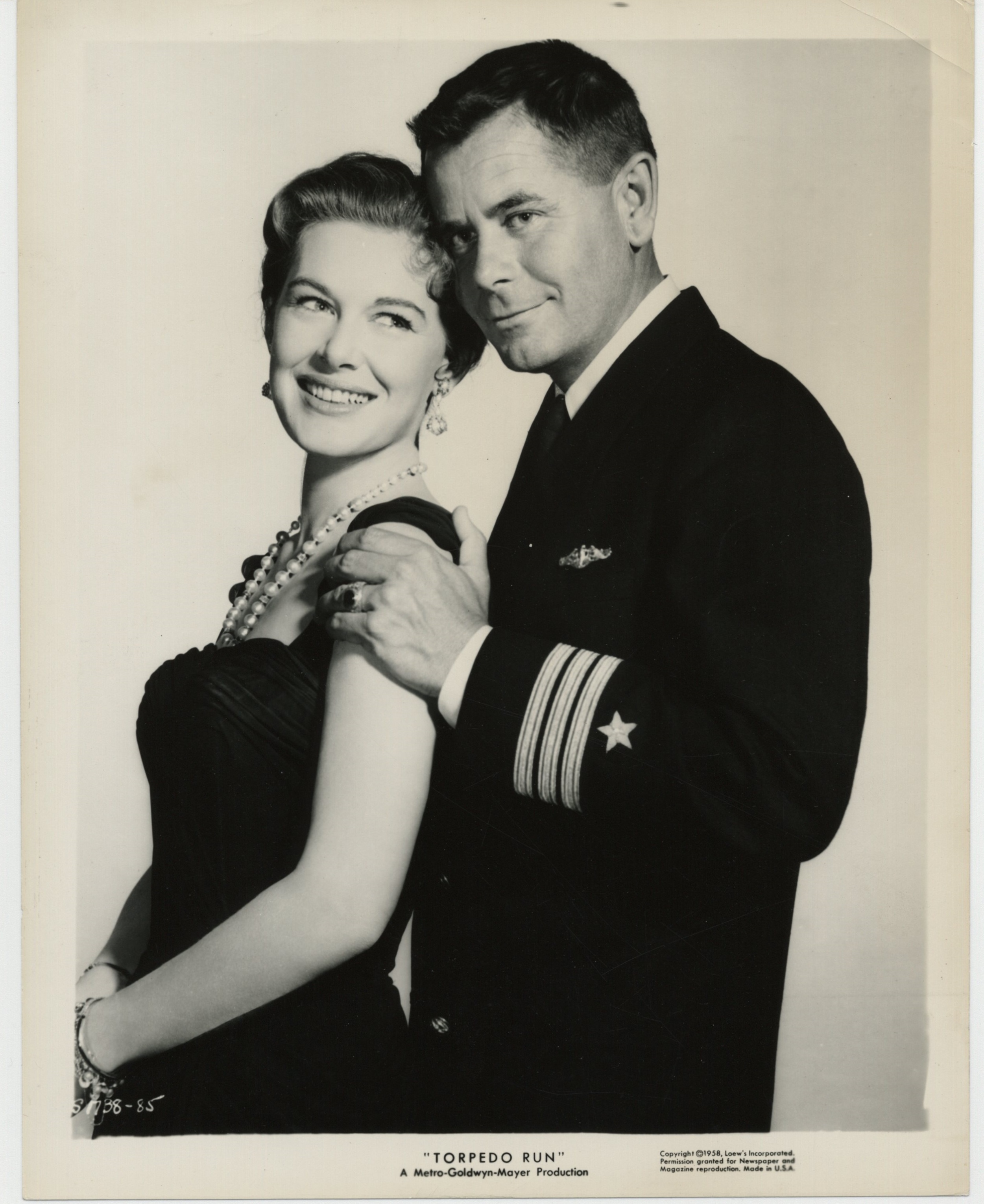 actor Diane Brewster large photo