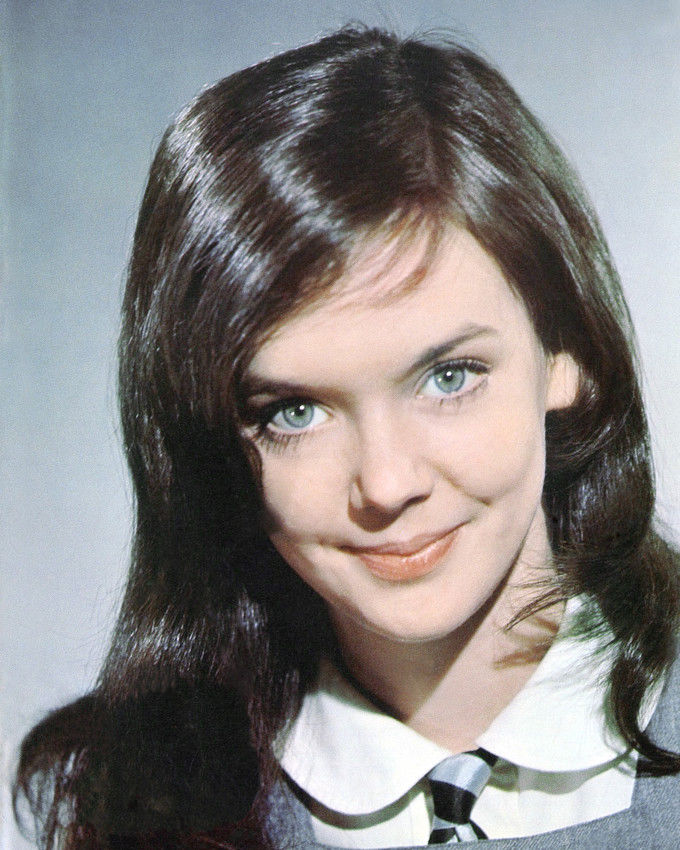 actor Pamela Franklin large photo