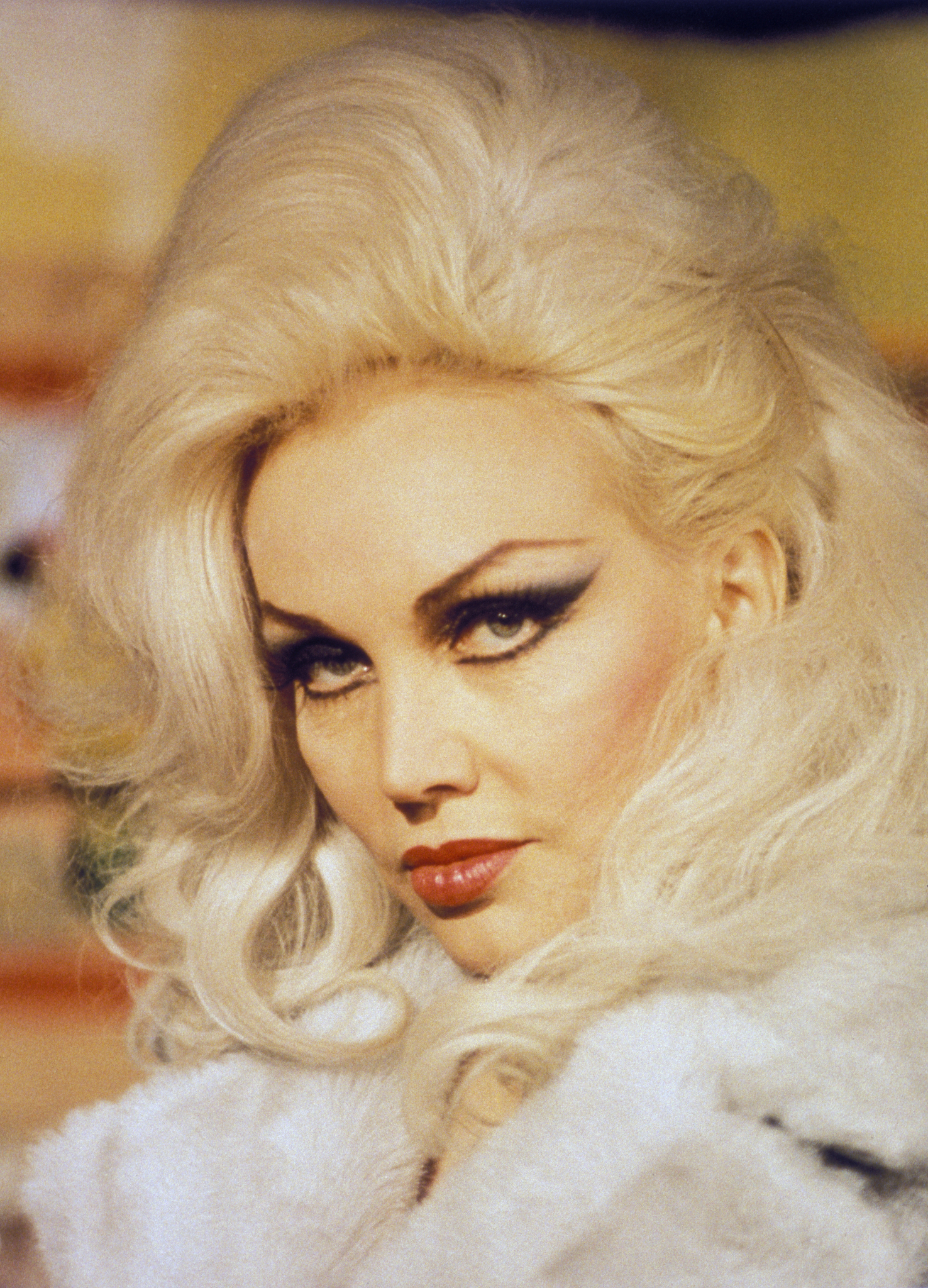 actor Liz Renay large photo