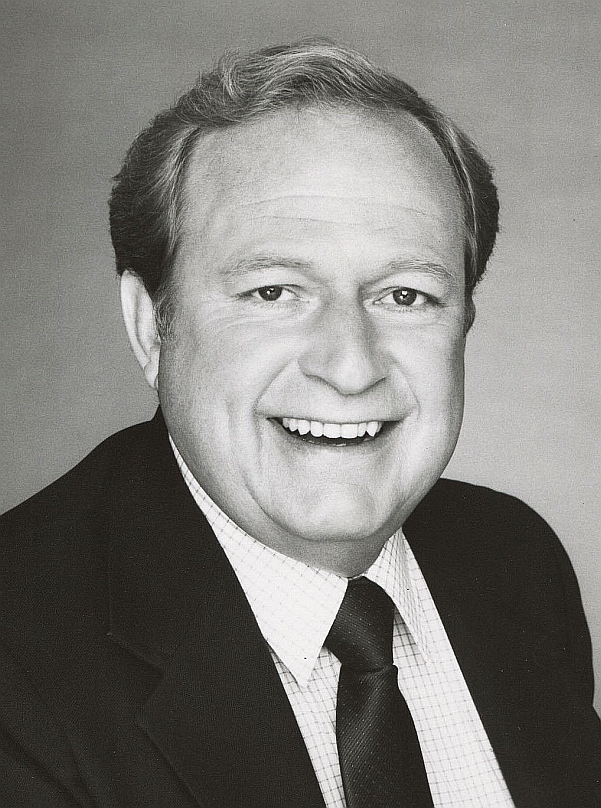 actor Richard McKenzie large photo