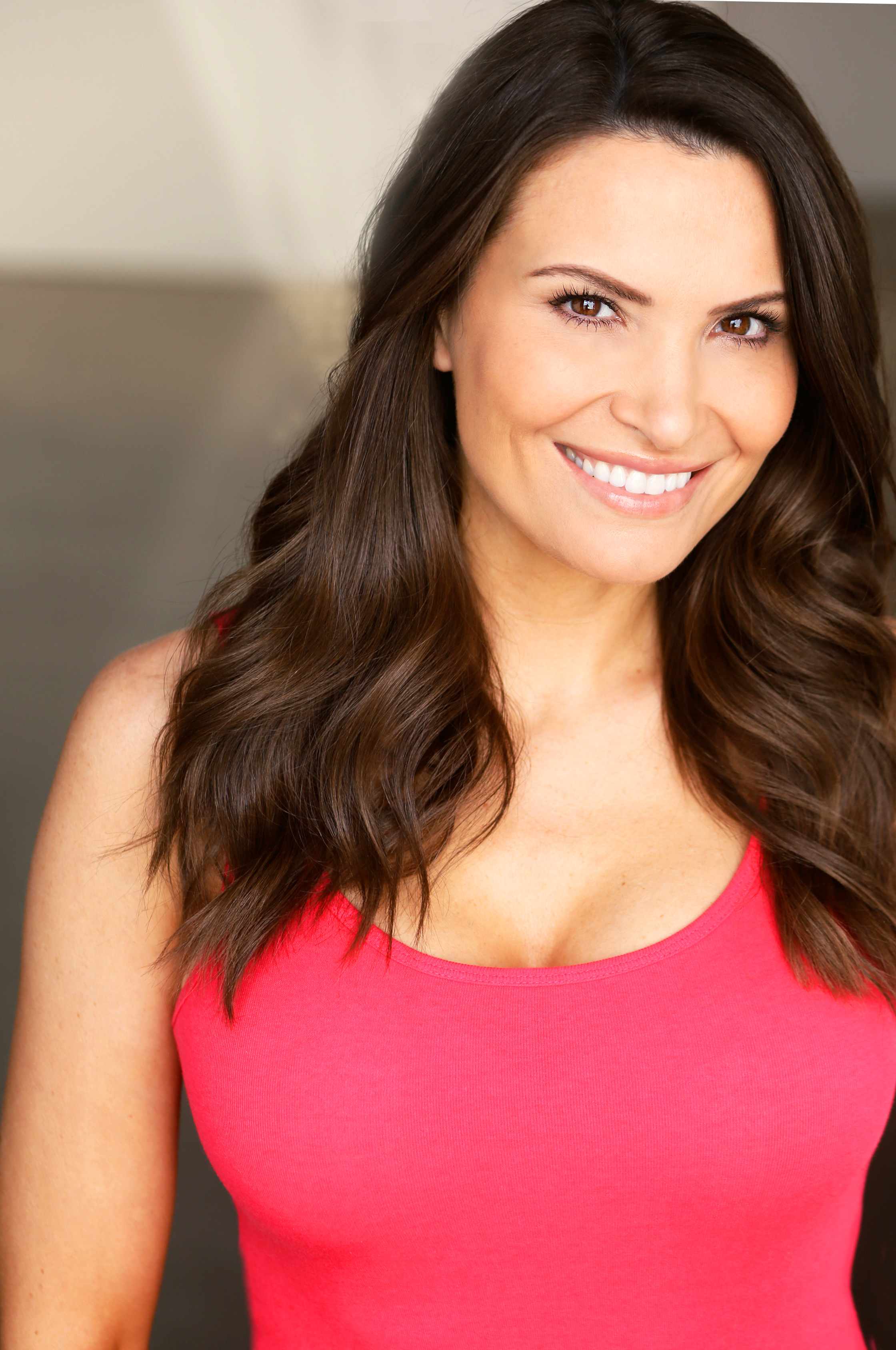 actor Sacha Spencer large photo