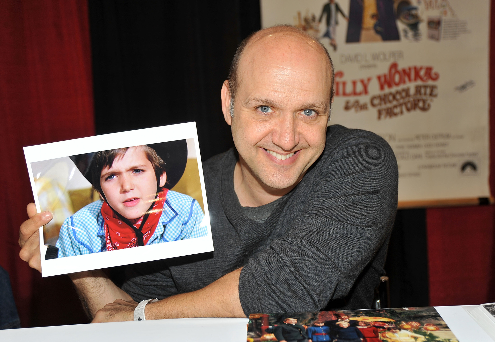 actor Paris Themmen large photo