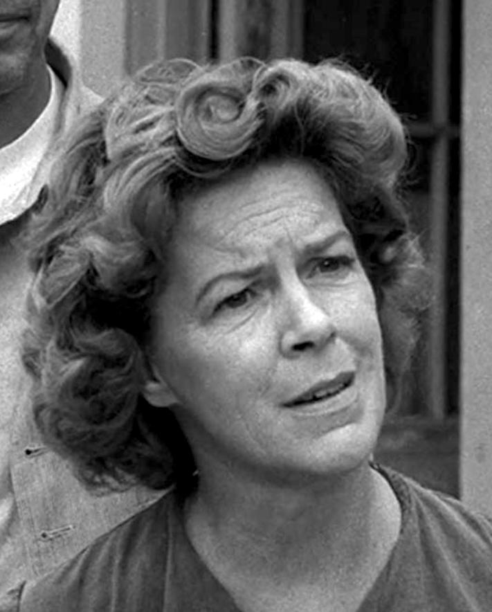 actor Natalie Masters large photo