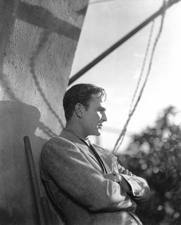 actor Henry Wilcoxon large photo