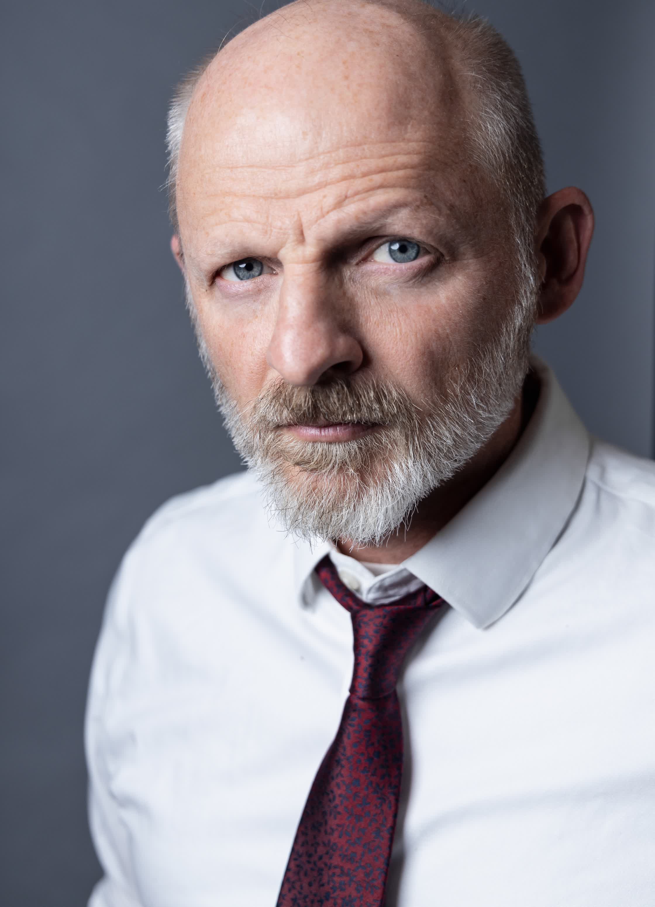 actor Troy Blendell large photo