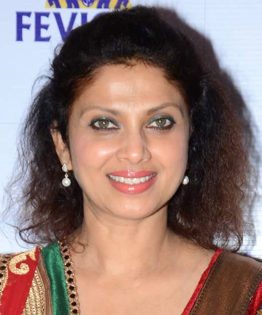 actor Varsha Usgaonkar large photo