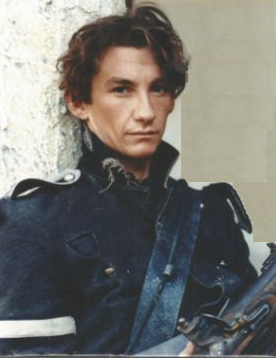 actor Lyndon Davies large photo