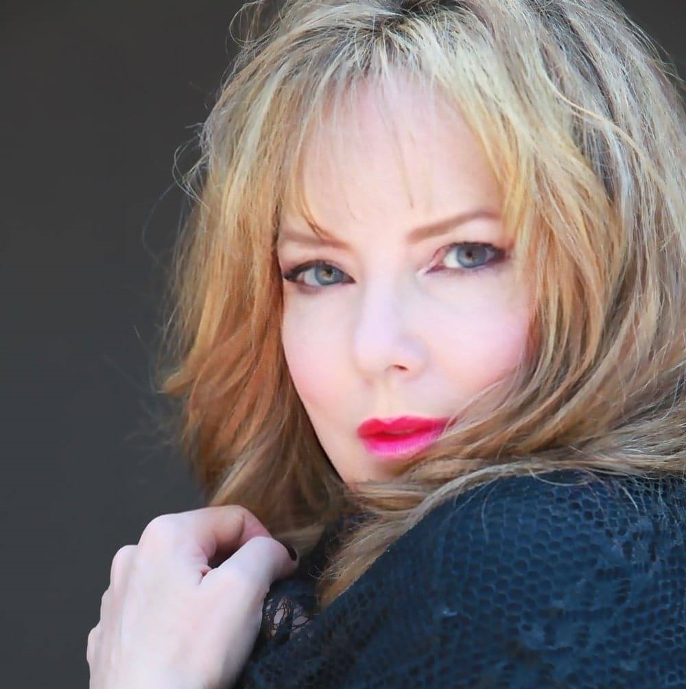 actor Marneen Fields large photo