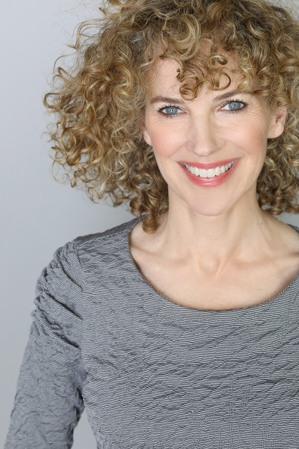 actor Judy Prescott large photo