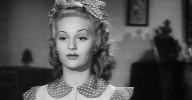 actor Julie Warren large photo