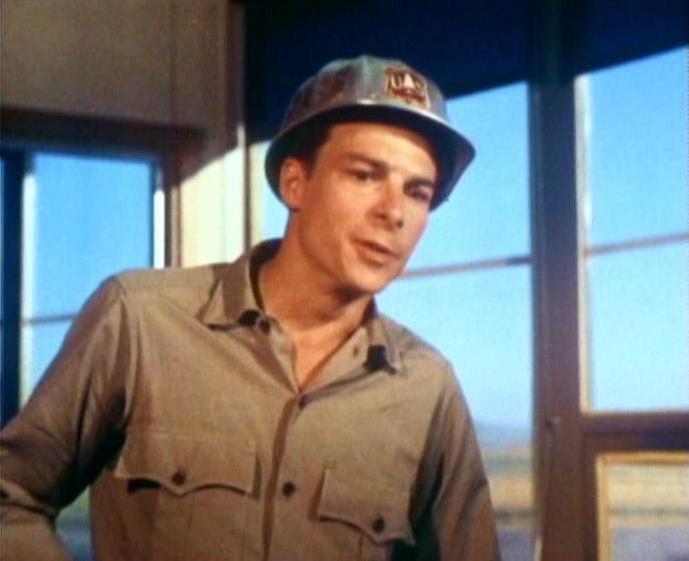 actor Darwin Joston large photo