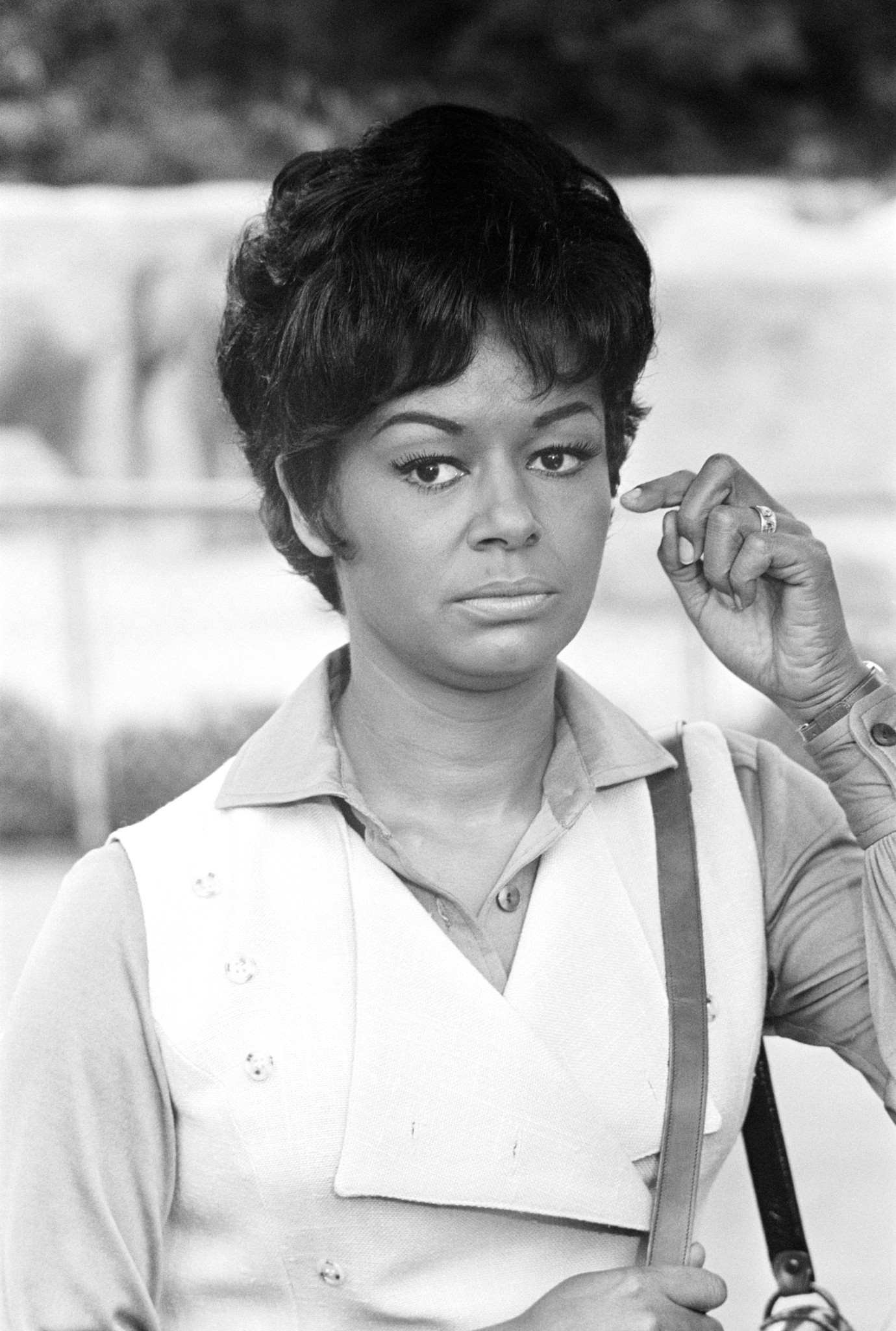 actor Gail Fisher large photo